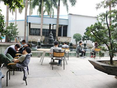 潤(rùn)東方環(huán)保空調(diào)公司銷售部職工休閑區(qū)